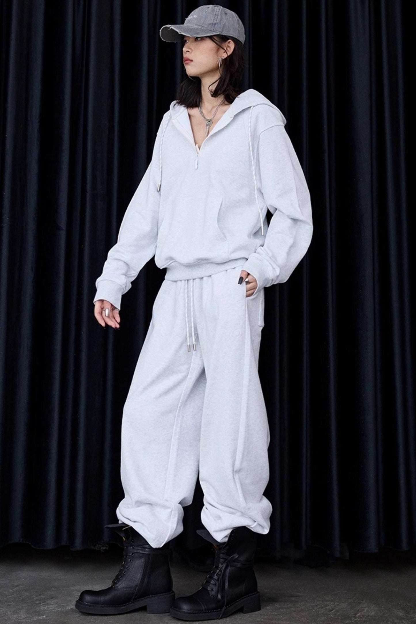 Grey Winter Pullover Sweatshirt Set-Up