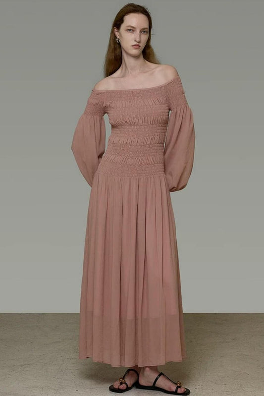 Robe française à une épaule