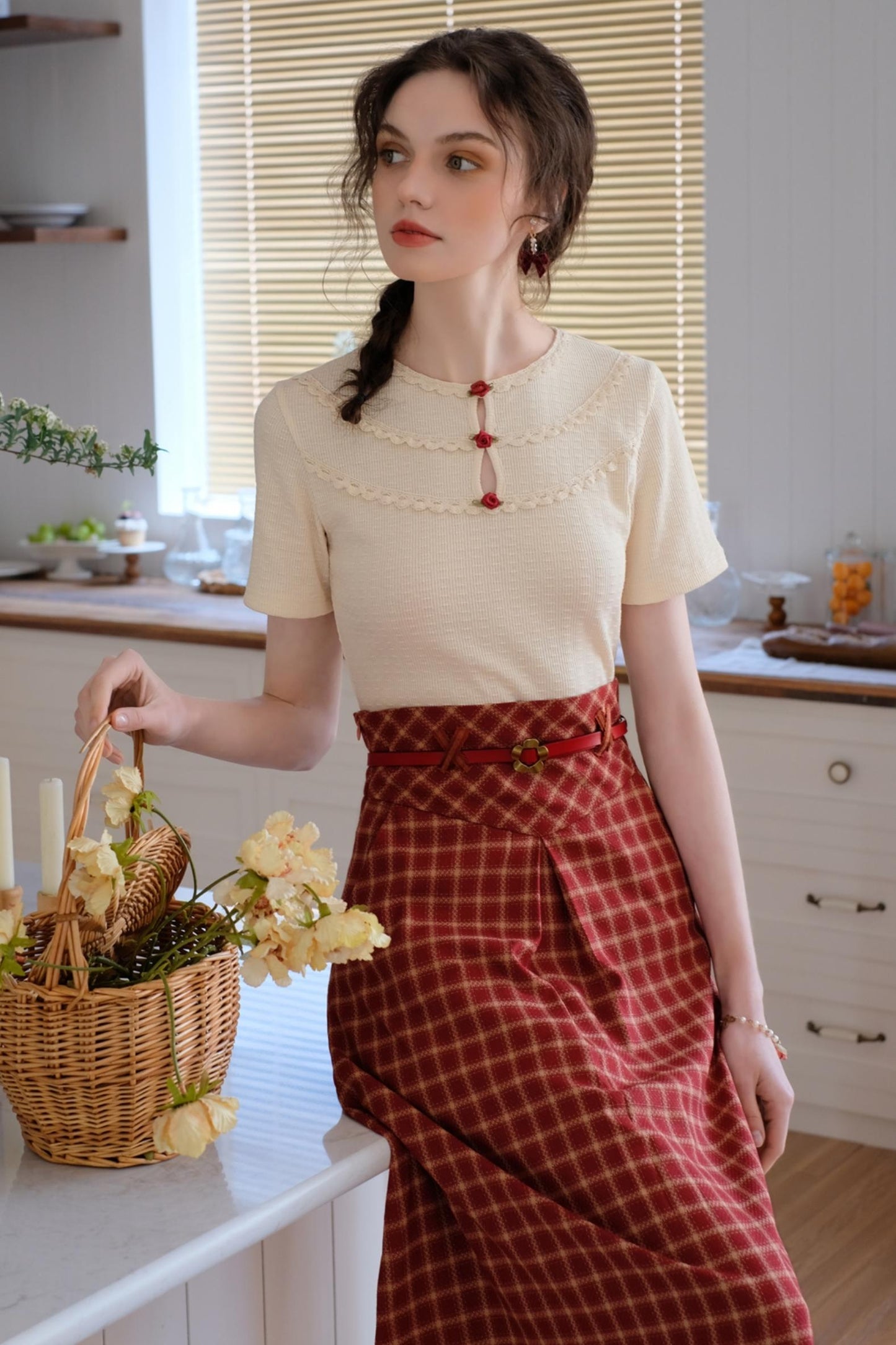 French Lace and High Waist Skirt Set-Up