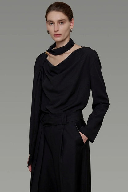 Streamer V-Neck Shirt