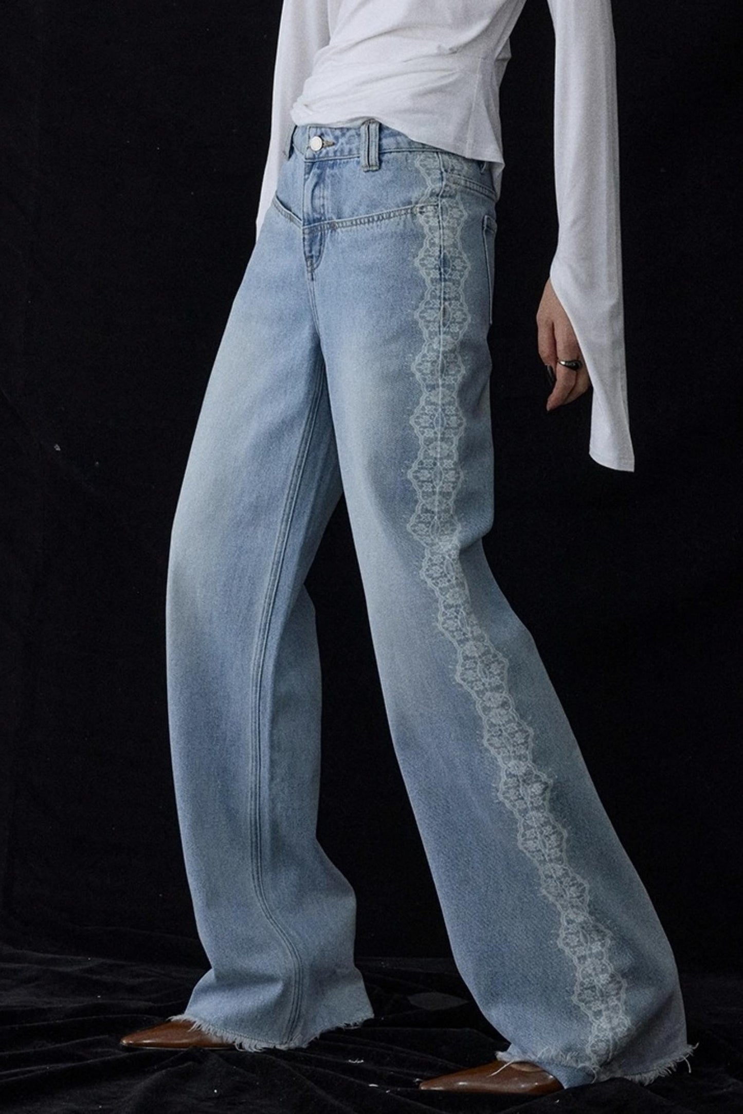 Lace Raw Hem Straight Jeans