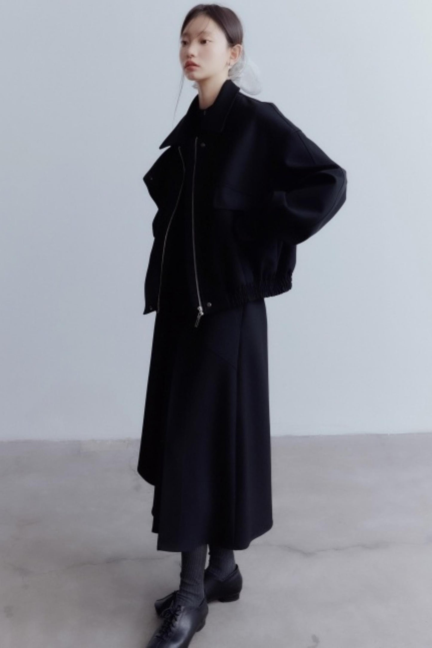 Elegant Black Wool Pleated Skirt