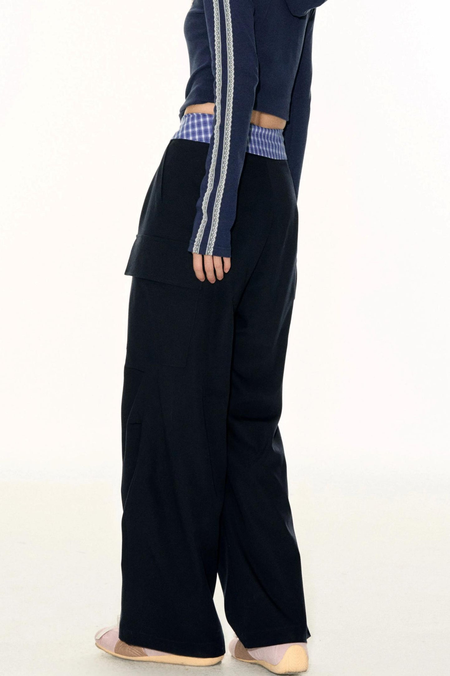 Blaue Cargohose