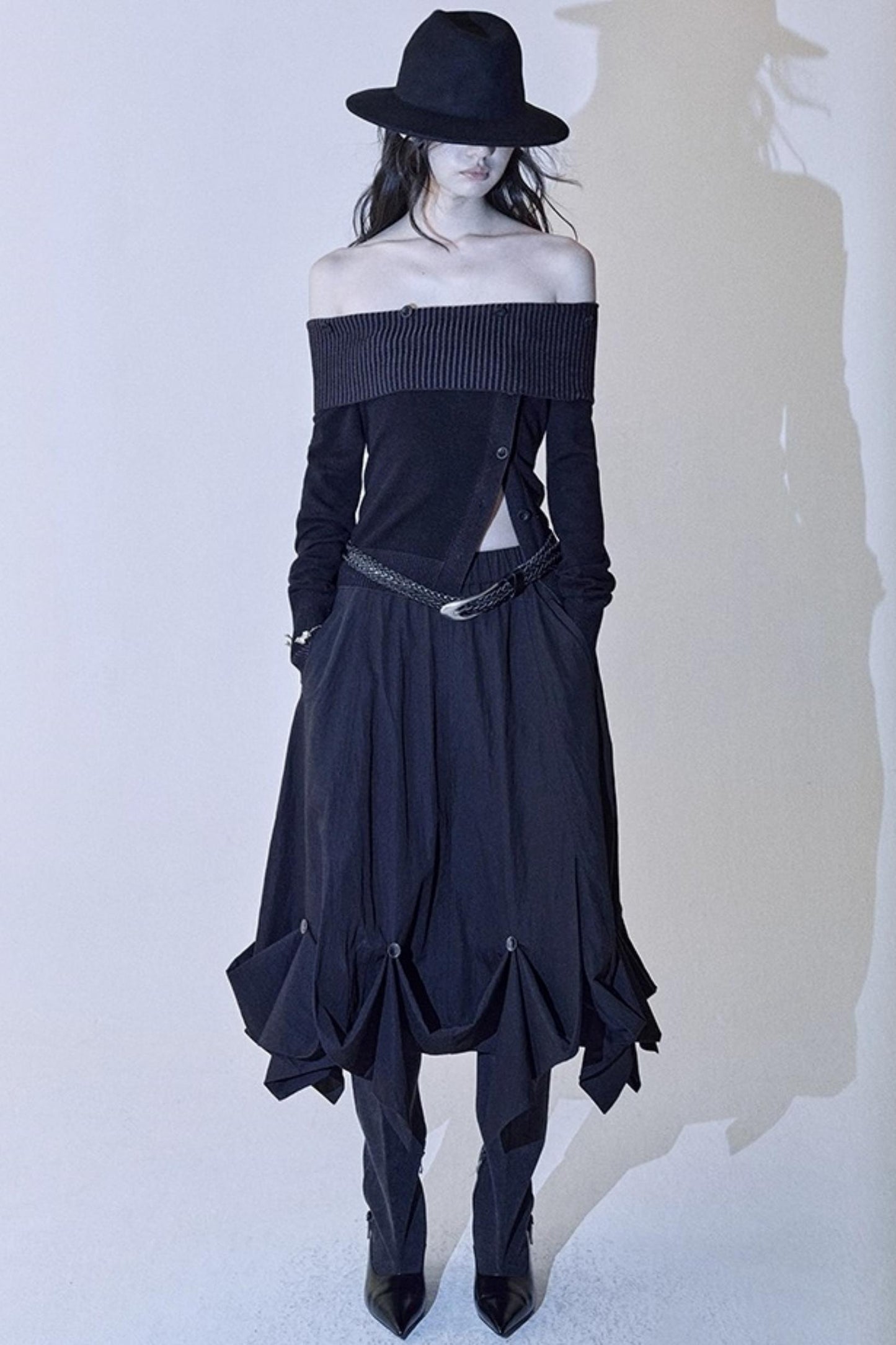 Slim One-Shoulder Knitted Sweater