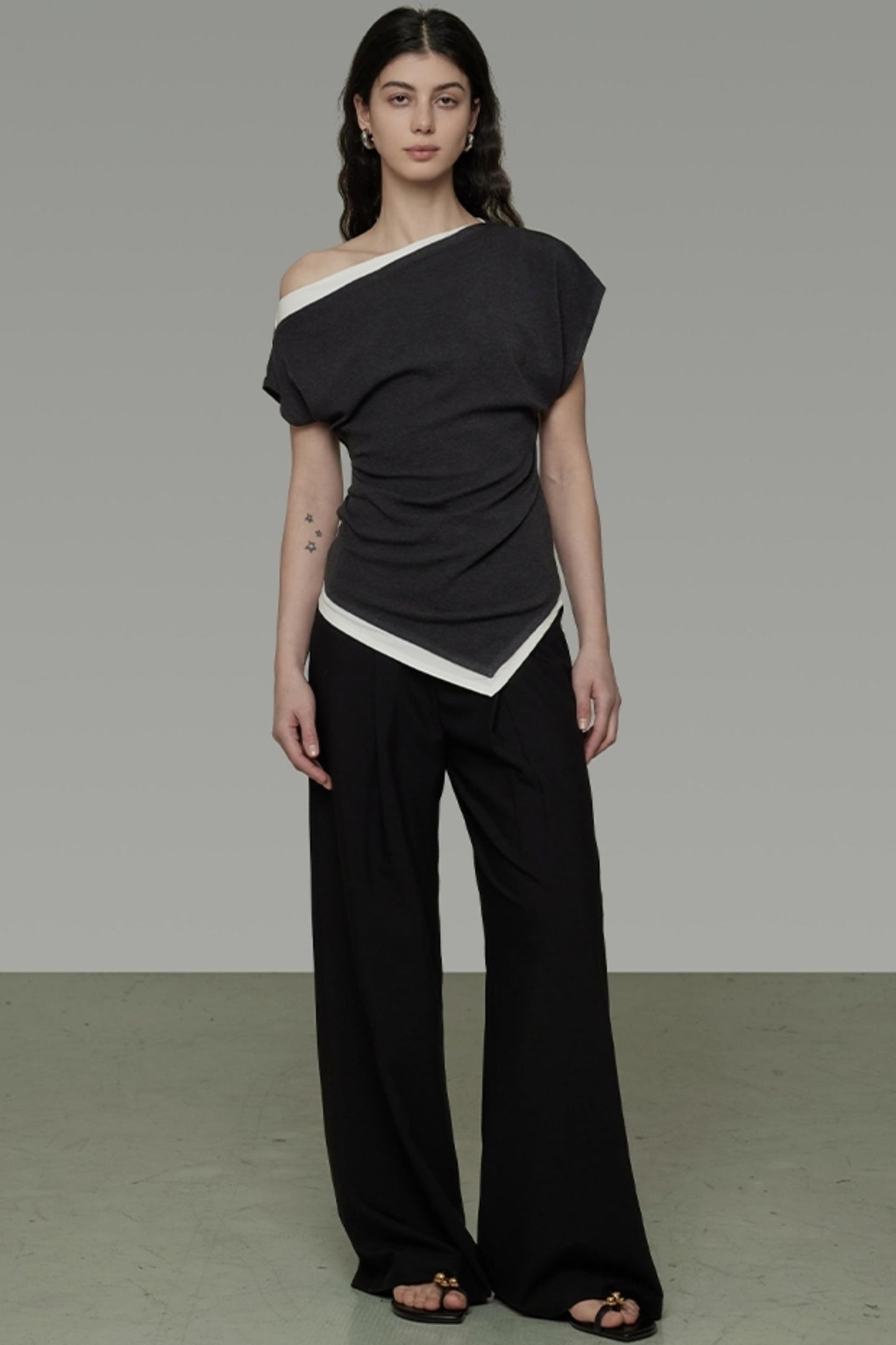 Irregular Hem Strapless Knit Top