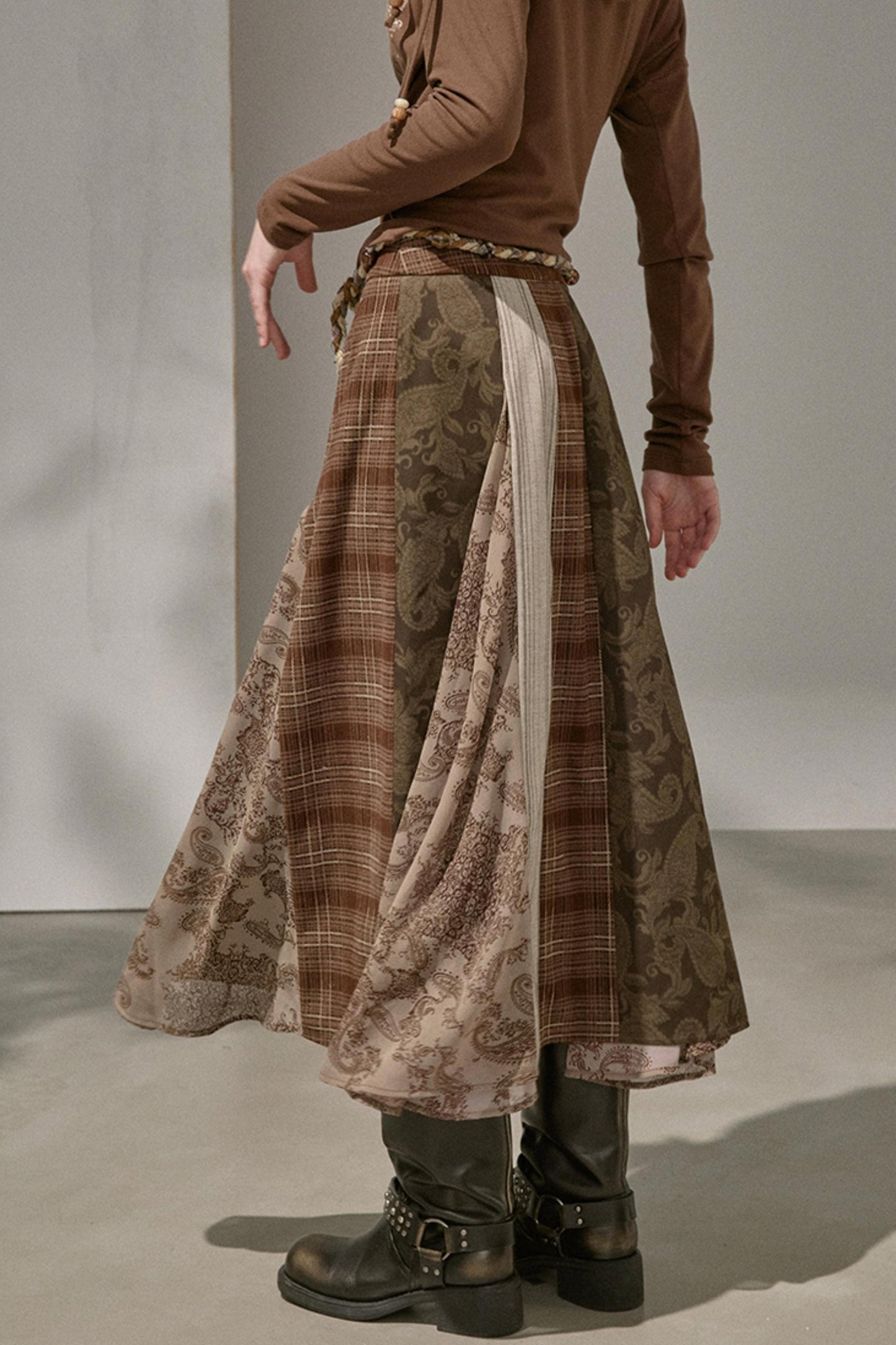 Floral Stitching Brown Skirt