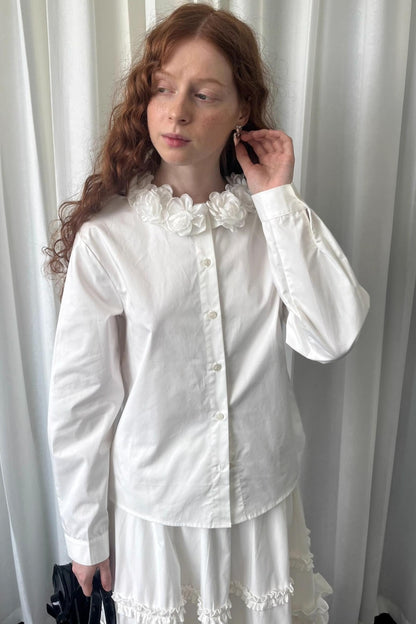 Three-Dimensional White Long Sleeve Shirt
