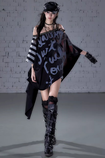 Asymmetrische Schleifen-Cape-Bluse