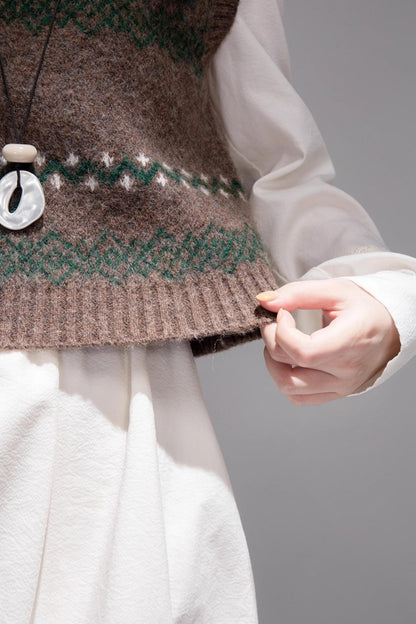 Contrasting Diamond Plaid Vest