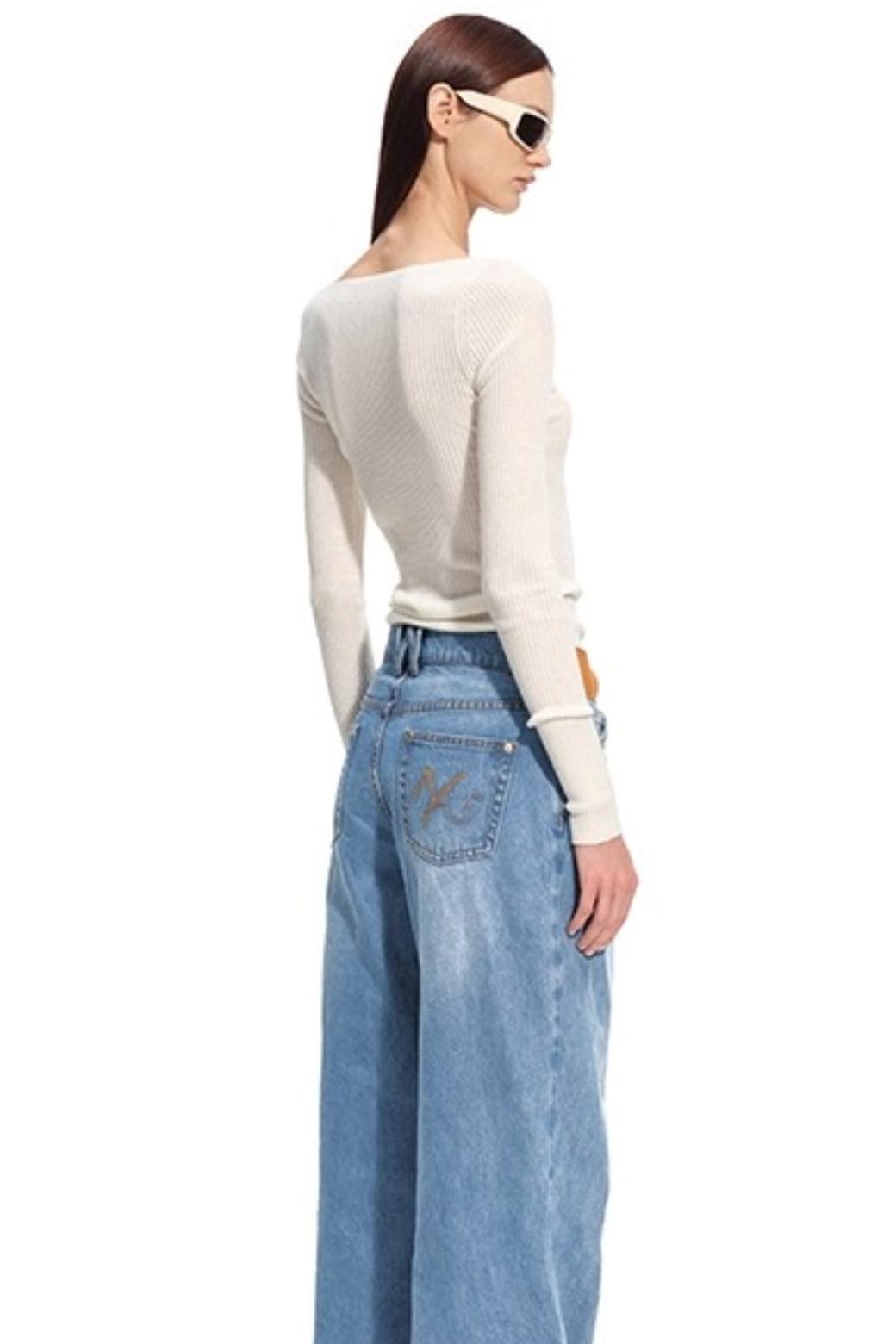 Mercerized Wool V-Neck Top