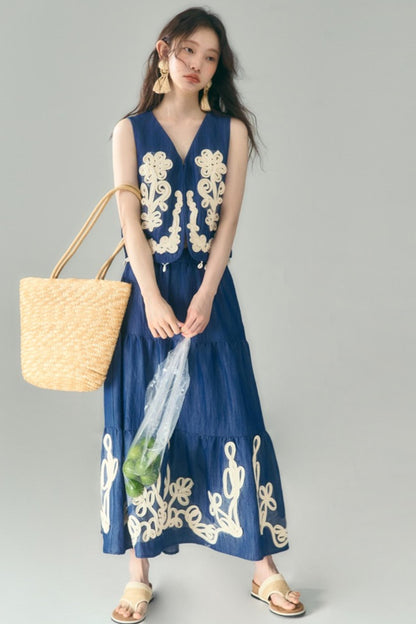 Vine & Shell Ensemble Skirt Set-Up