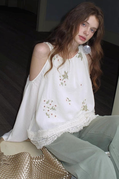 Neoclassical Embroidery Off-the-Shoulder Top