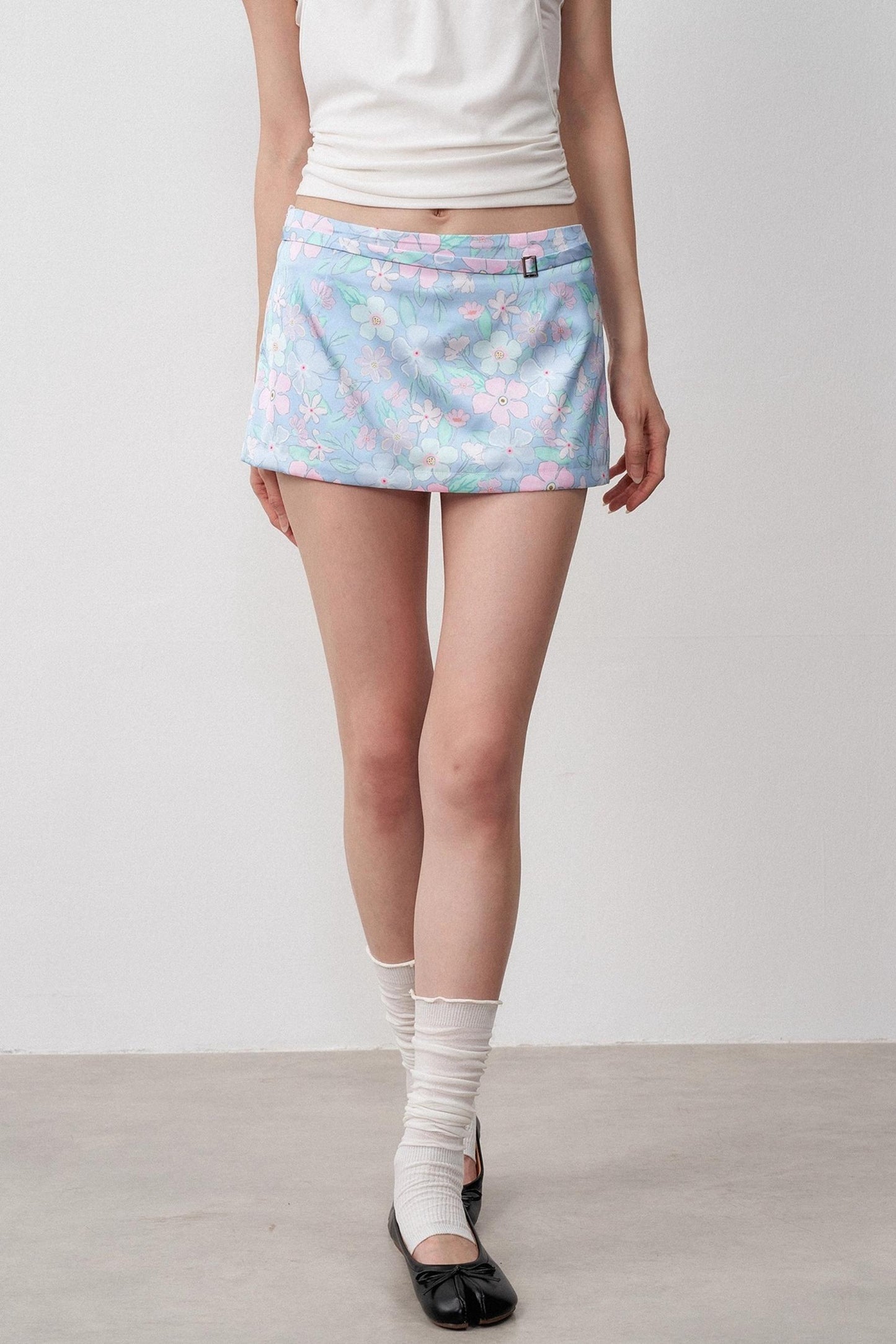 Colorful Floral Low Waist Micro A Hip Slimming Skirt