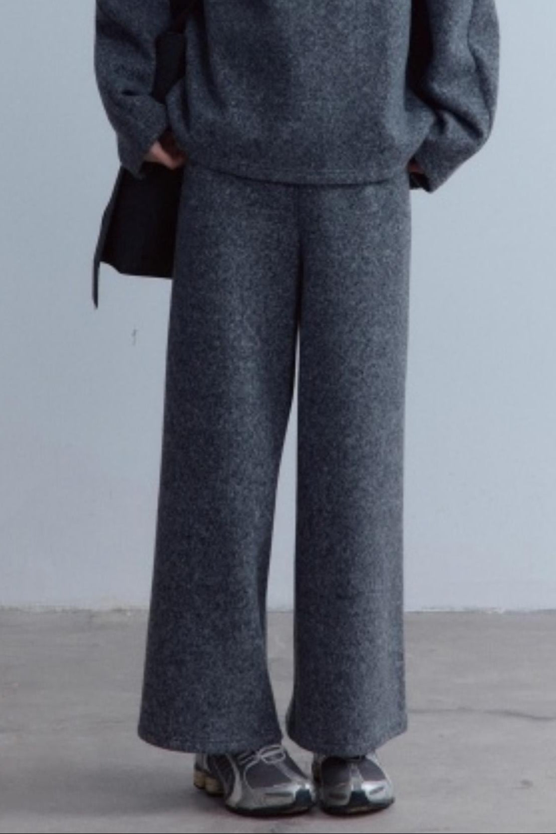 Carbon Gray Plush Wool Knit Set-Up