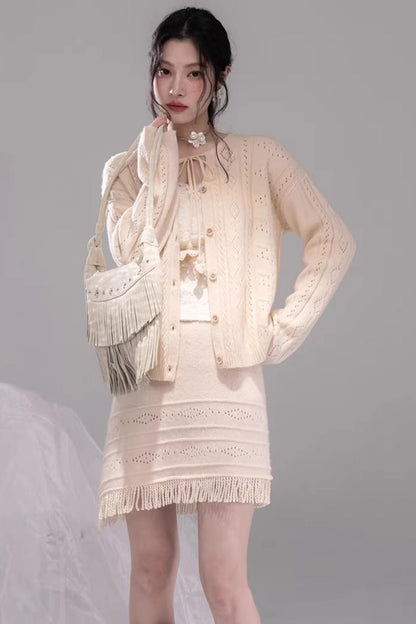 Artistic Nomadic Wool Knit Set