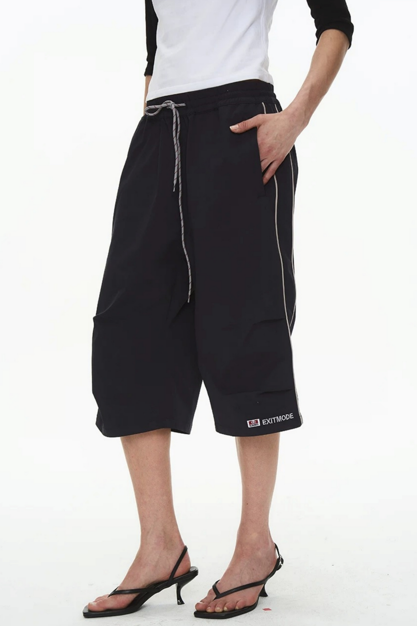 Retro Pleated Cargo Shorts