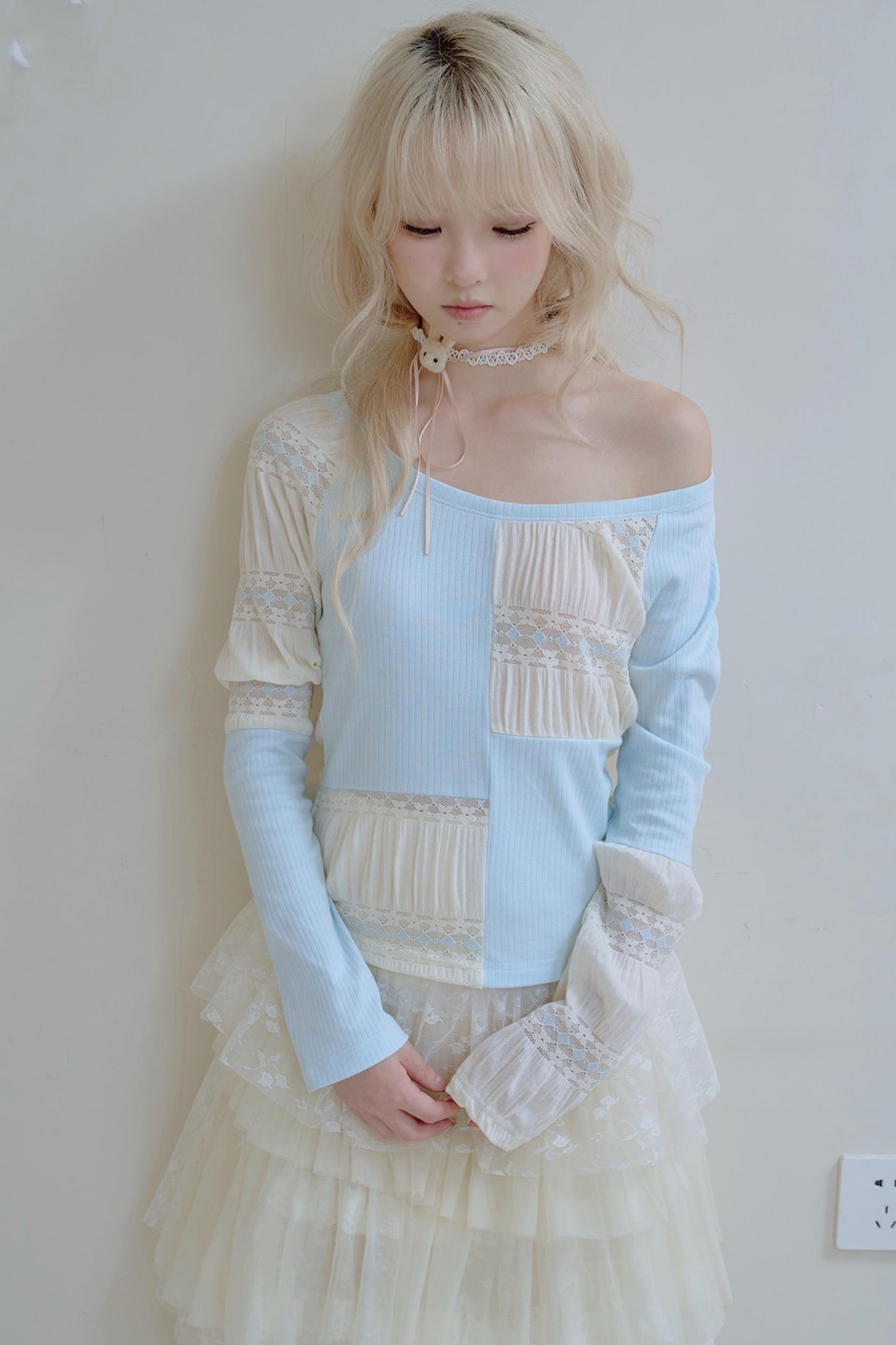 Beige Lace Blue Knit Crew Neck Long Sleeve Top