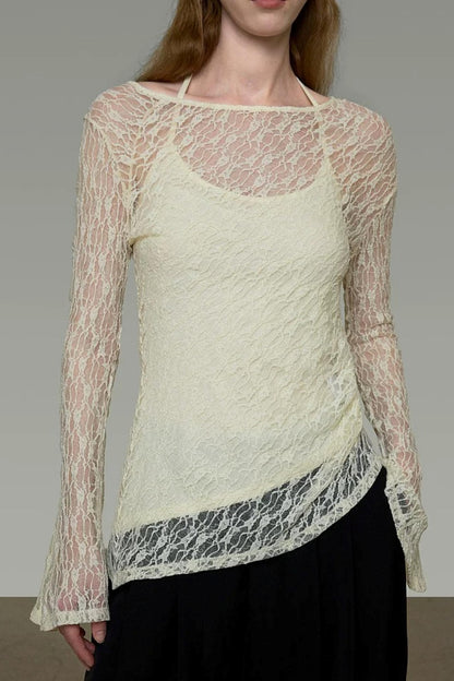 Blusa elegante in pizzo con spalline