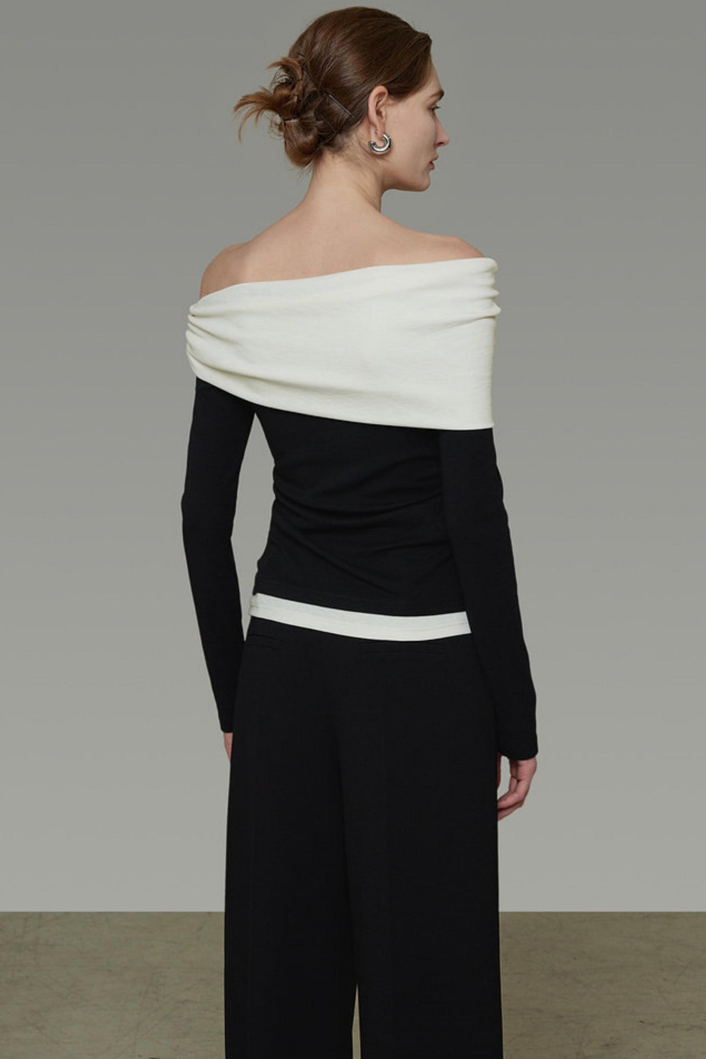 Plissierte Schulterfreie Strickbluse