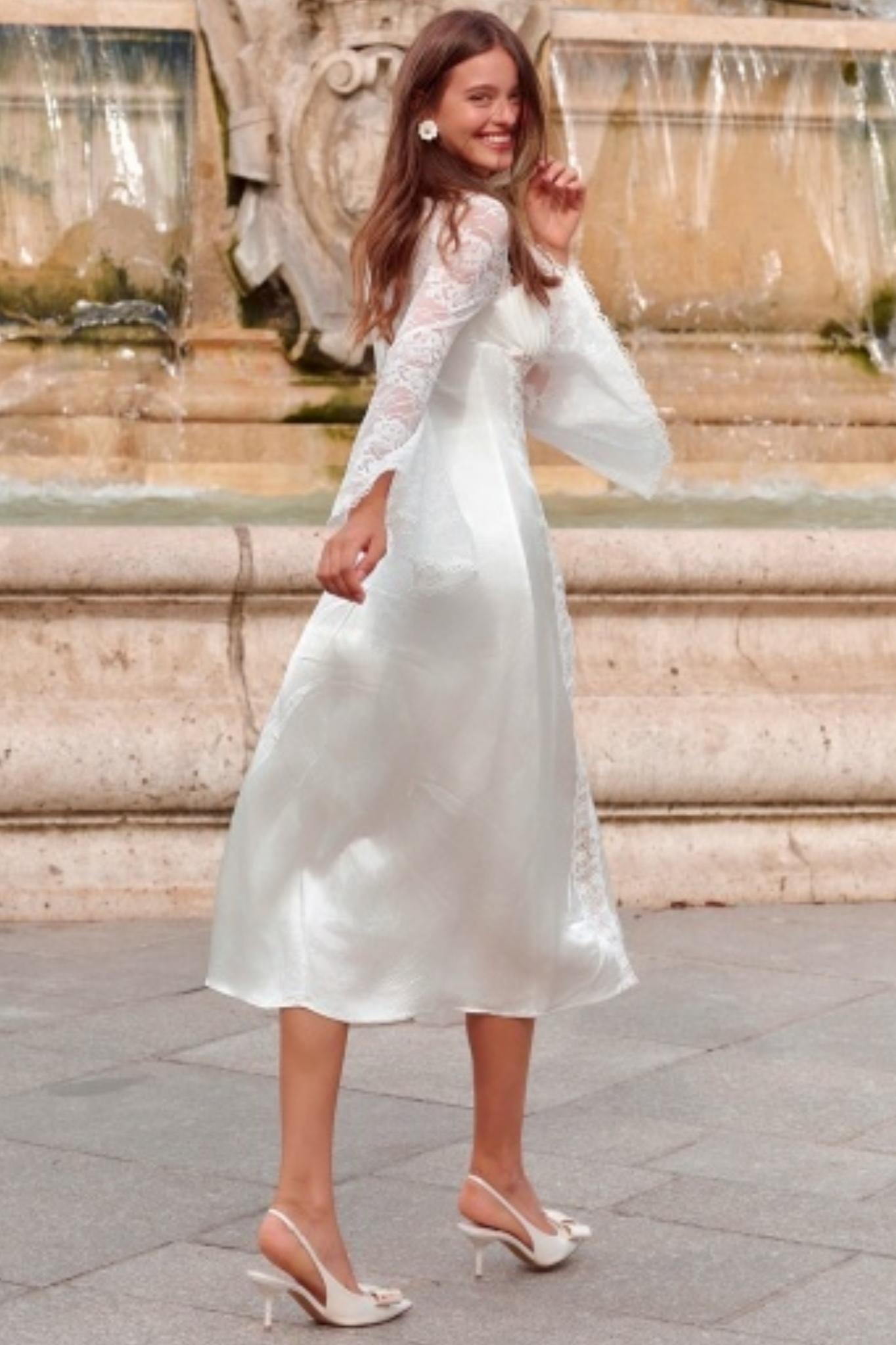 Moonlight Hera Lace Dress