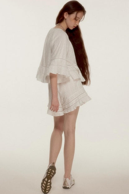 Noisy Flowers Embroidered Shirt Shorts Set-Up