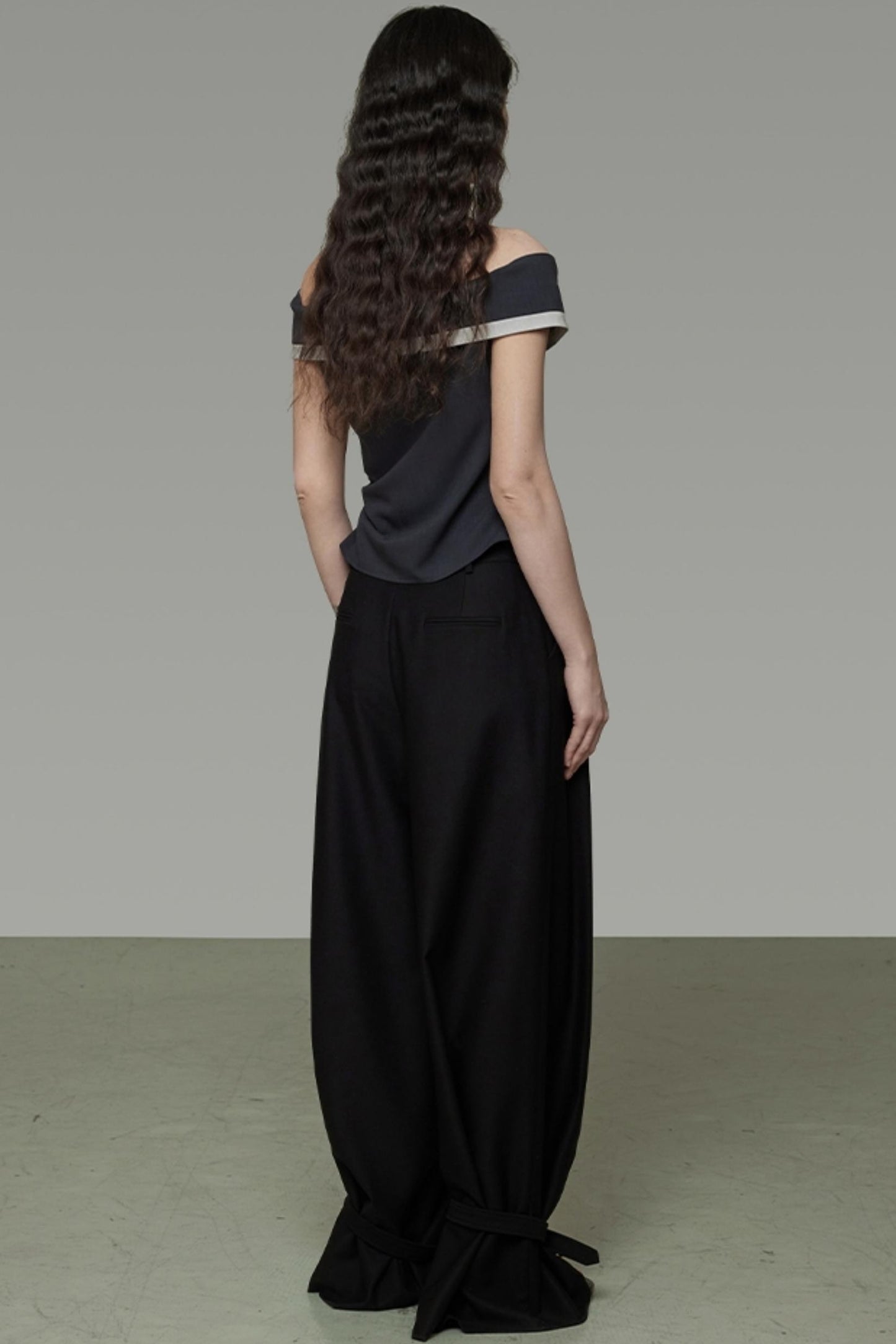 Contrast Color Slim Fit T-Shirt