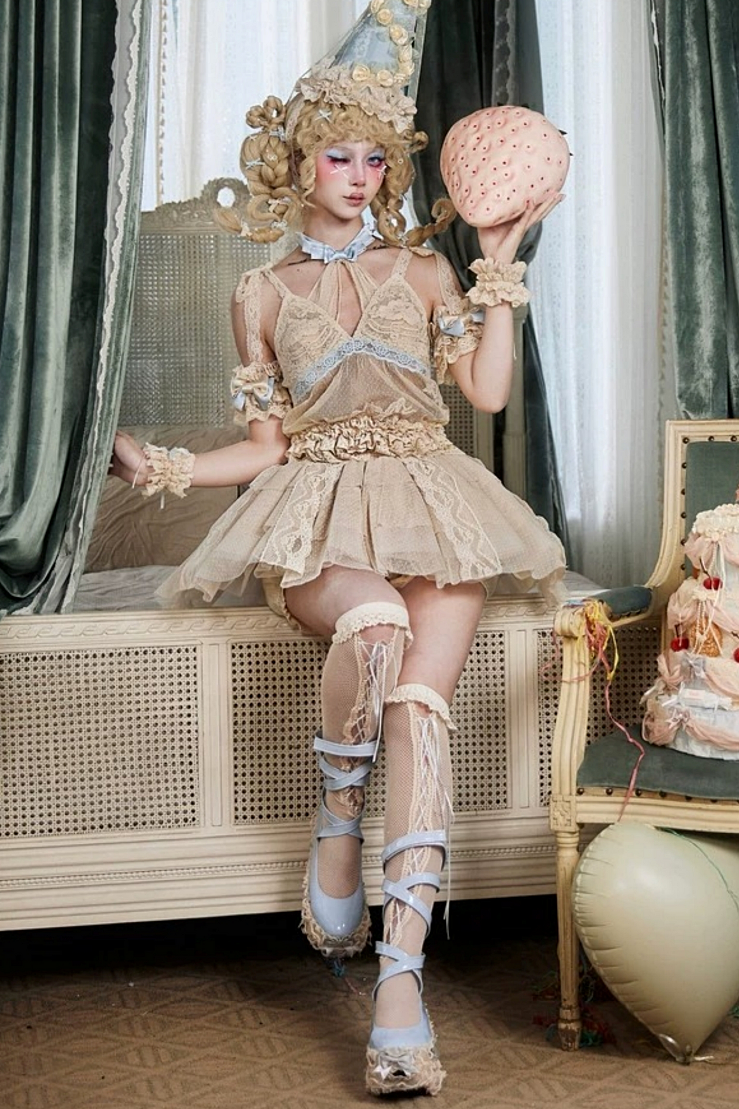 Jupe en dentelle vintage rococo française