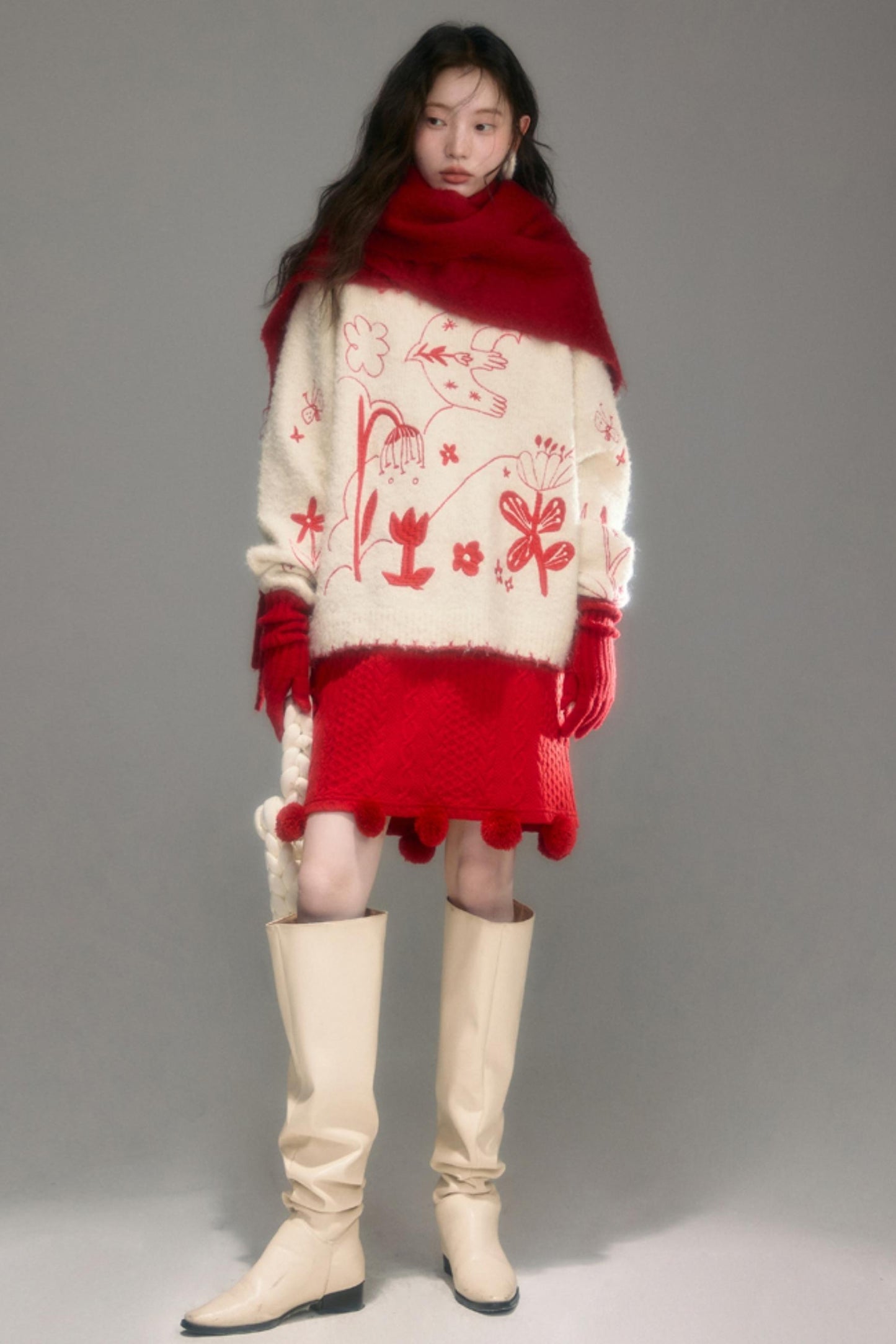 Snowy Field Tulip Embroidery Top