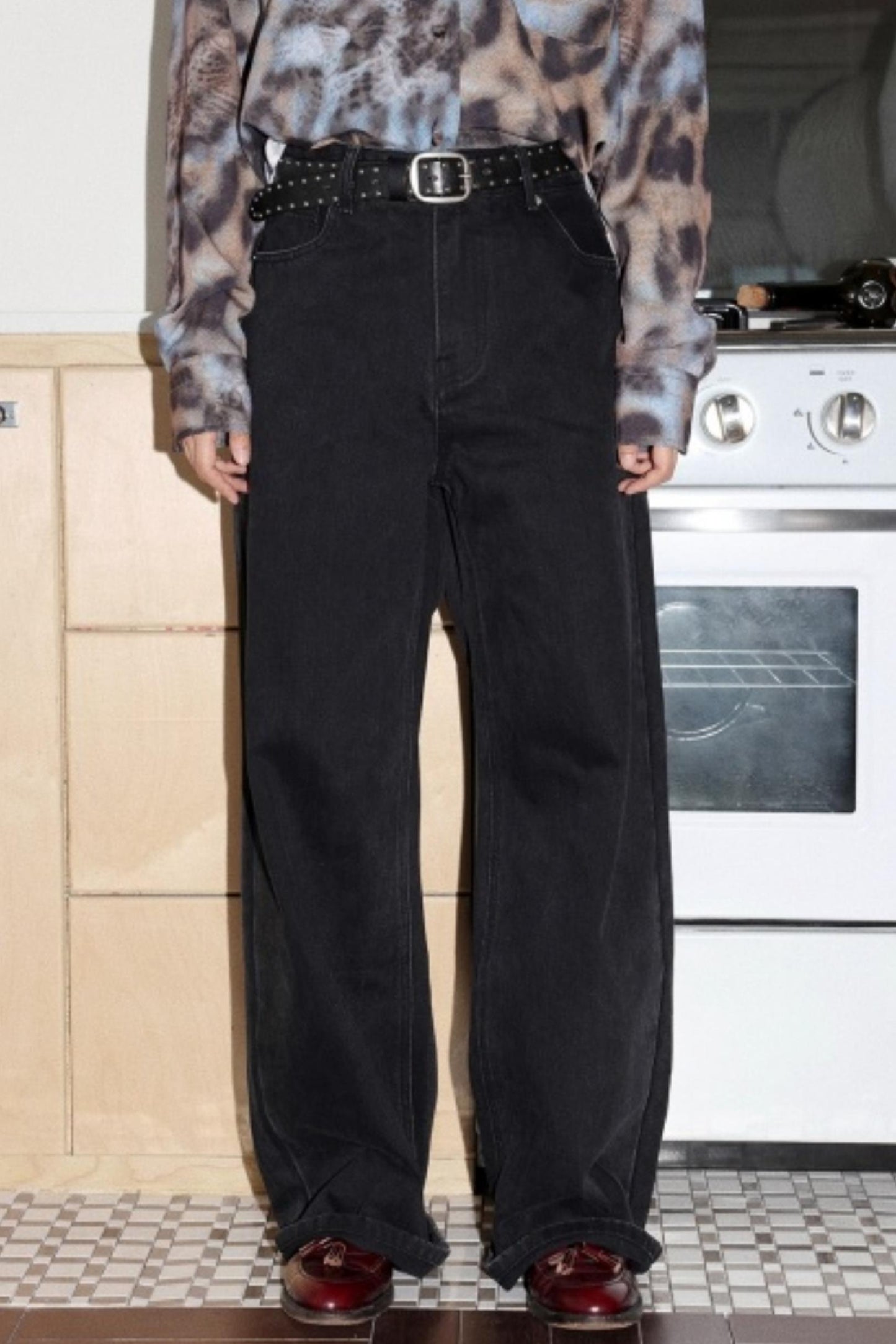 Mid-Waist Magic Jeans