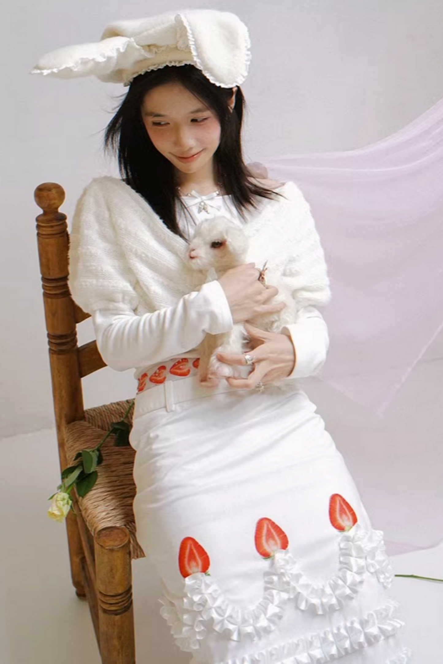 Gestricktes Oberteil mit drapiertem Kragen