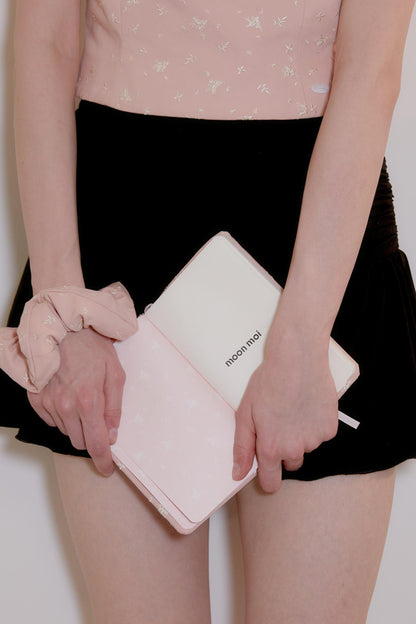 Rose Embossed Hair Band