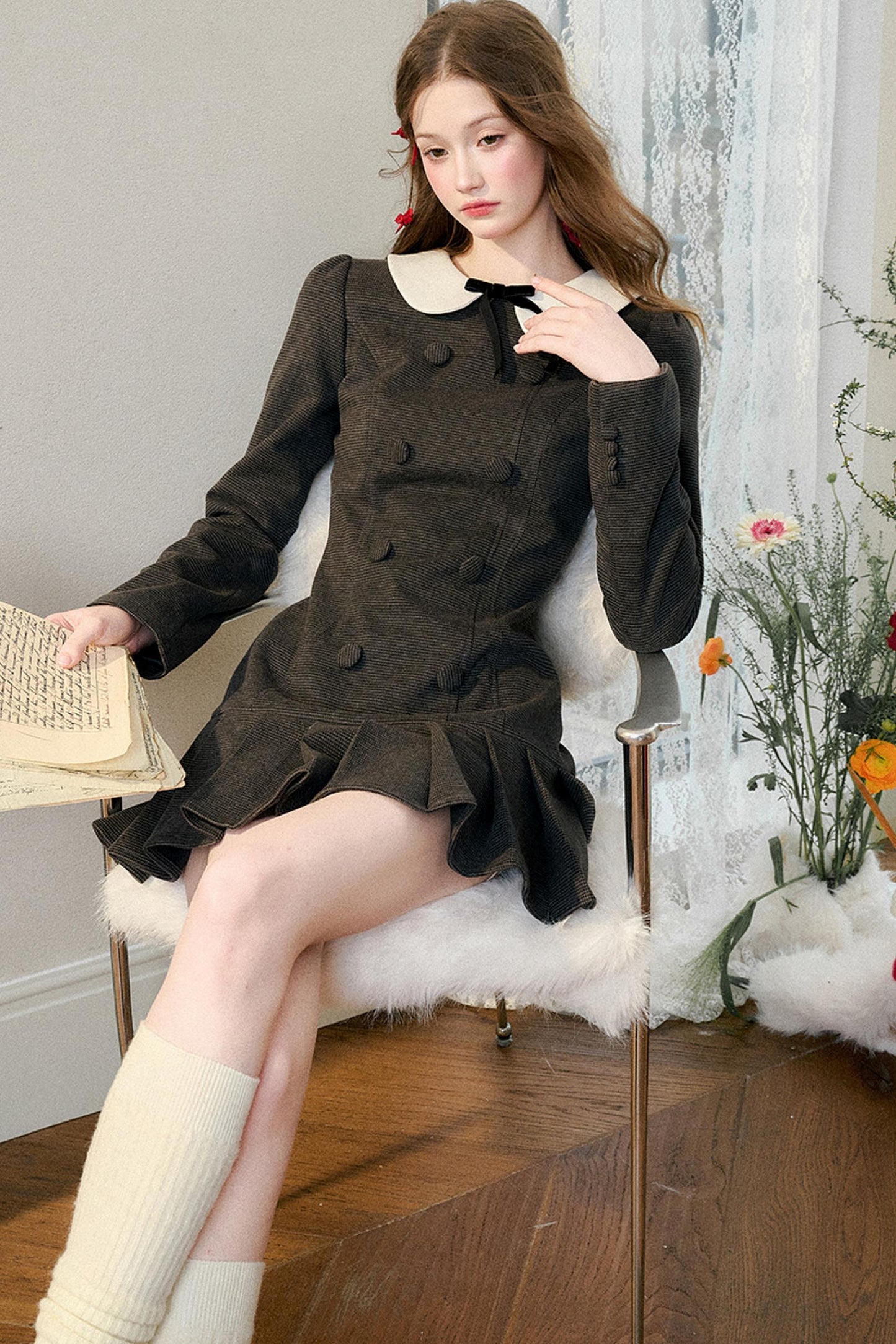 Academy Style Doll Collar Pleated Dress