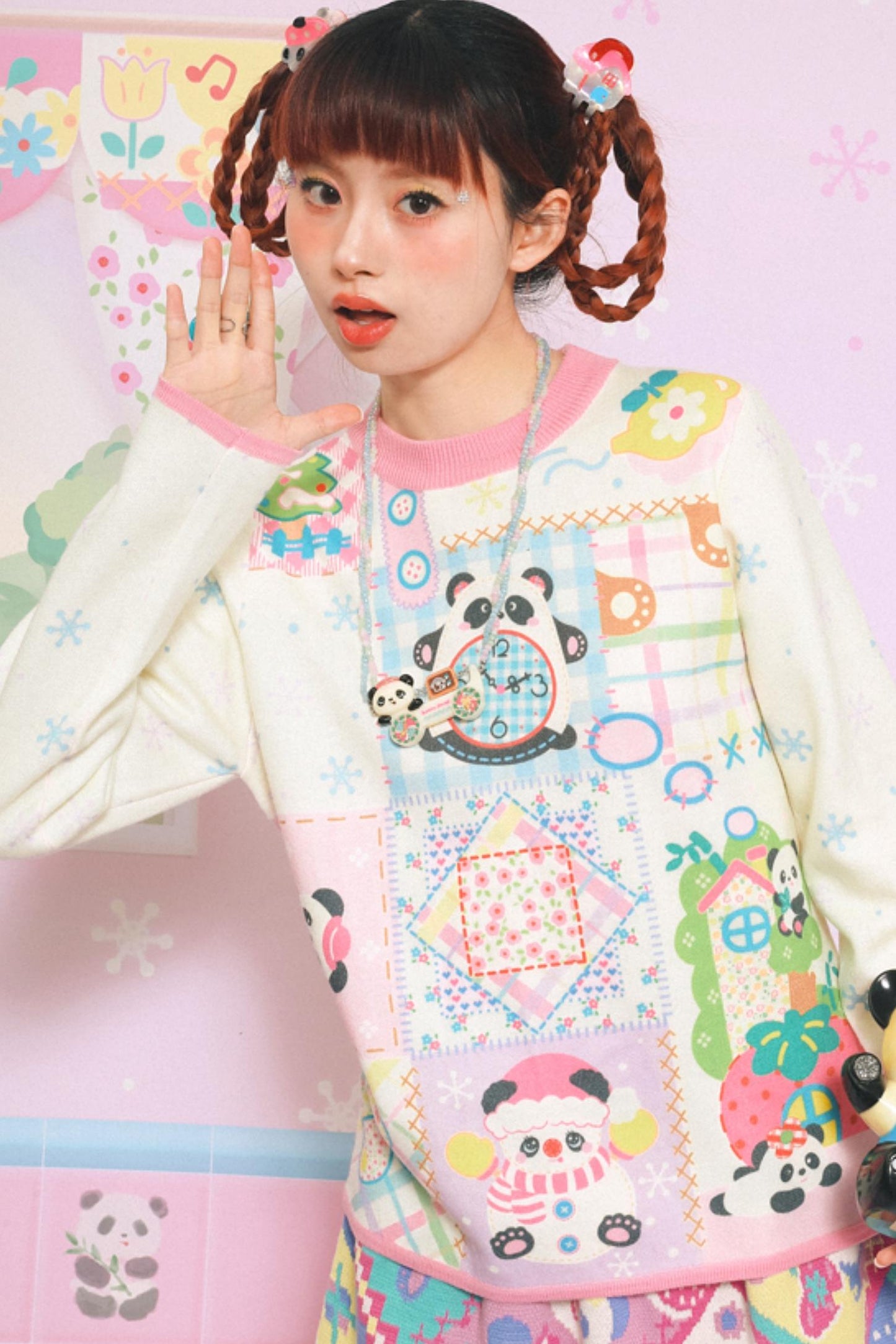 Contrasting Cartoon Crewneck Knit Top