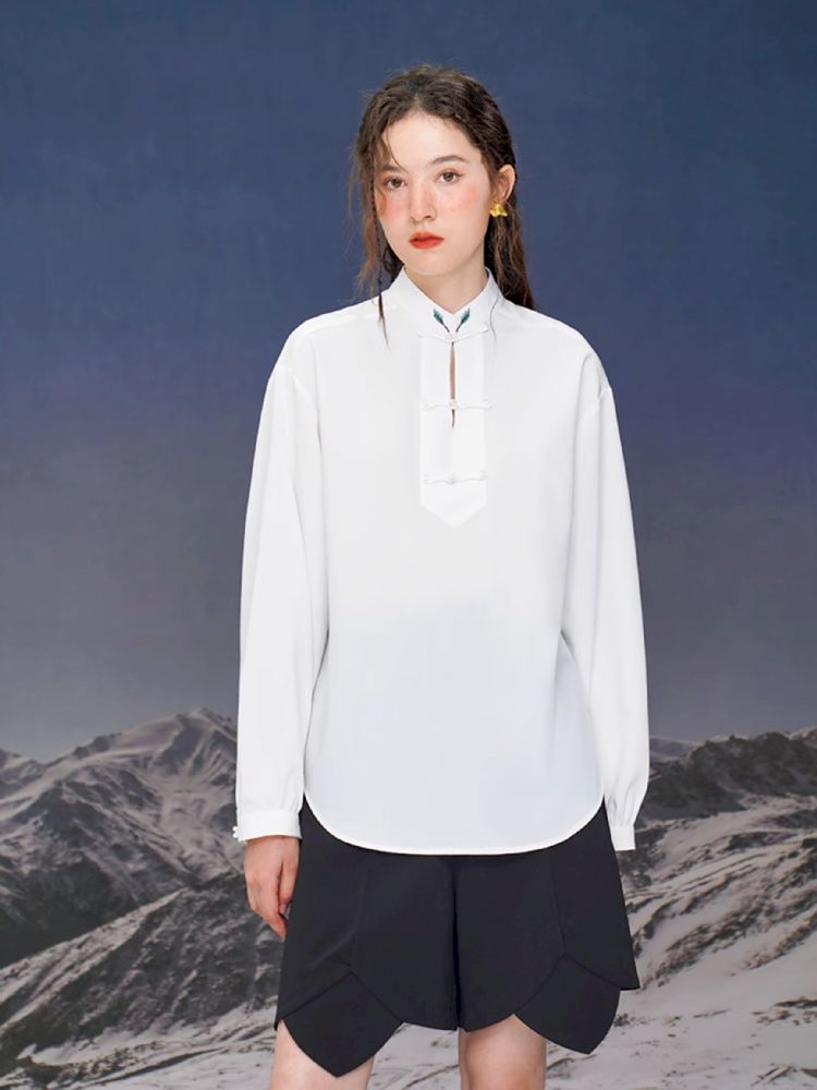 Chinese style disk button shirt