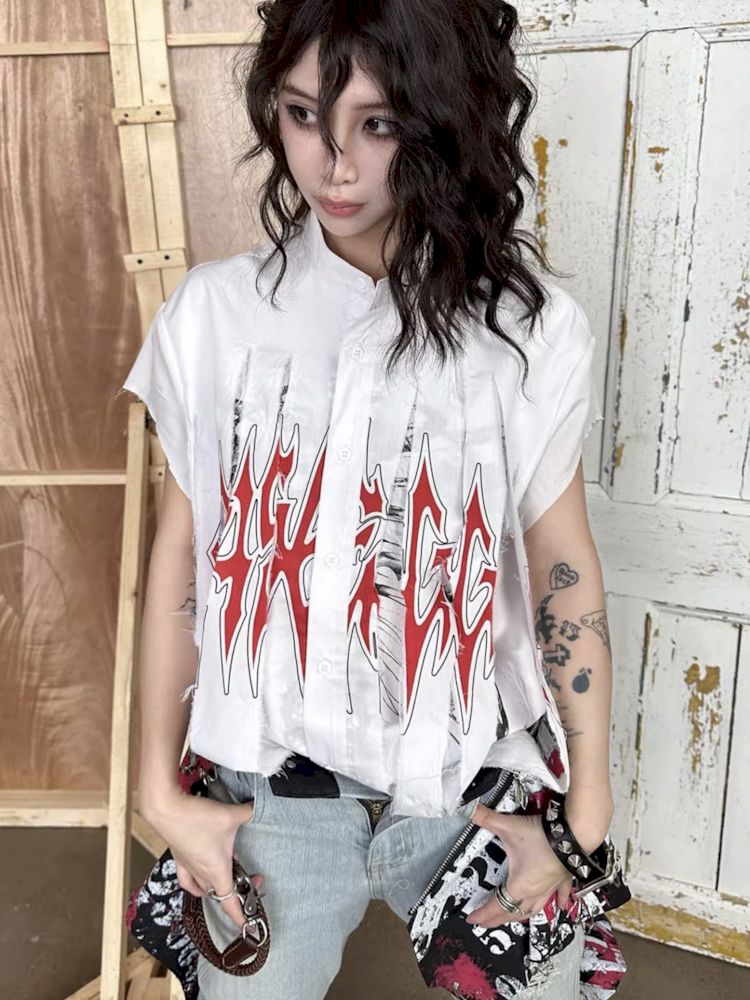 Knife Cut Short Sleeve Shirt