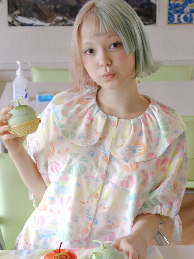 Candy Printed Cute Doll Collar Girl Shirt