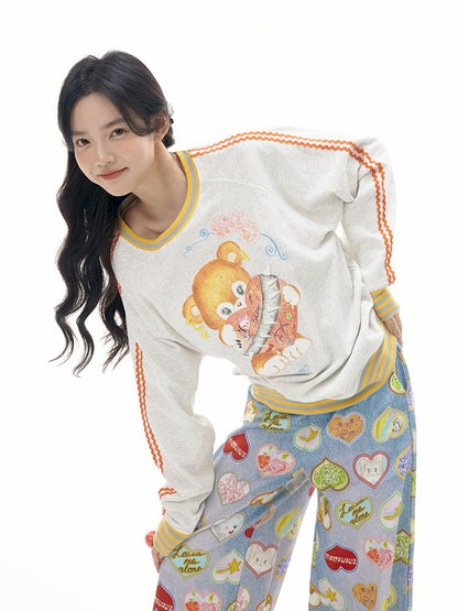 Bear Illustration Sports Sweatshirt