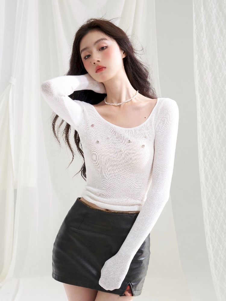 Round neck long-sleeved bottoming shirt