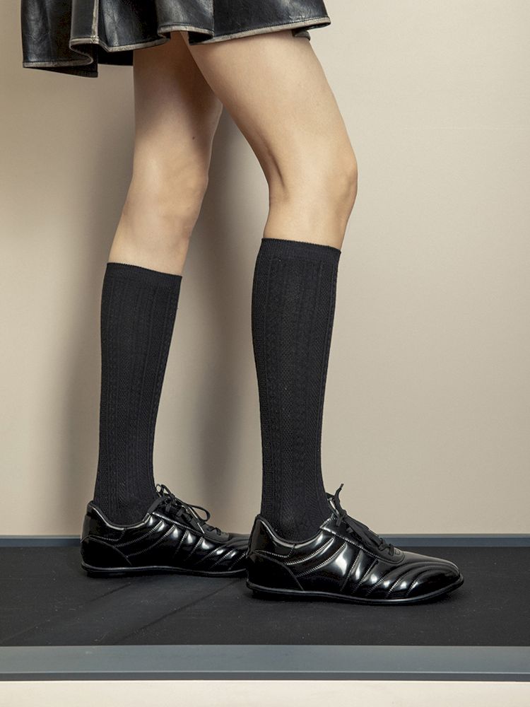 Glossy Black Stand-Up Lace-Up Sneakers