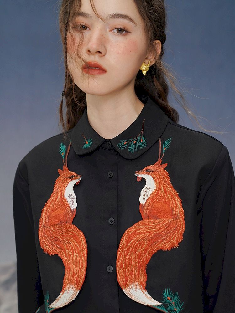 Red Fox embroidered shirt