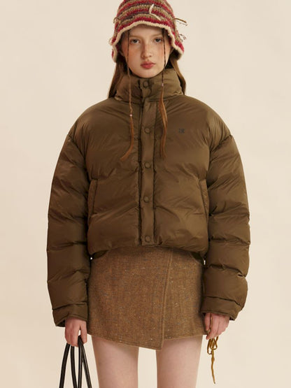 Thermal three-dimensional short down jacket