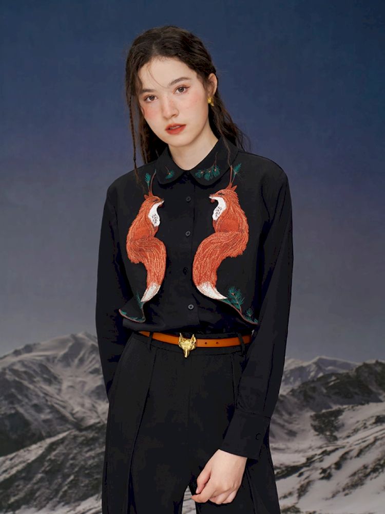 Red Fox embroidered shirt