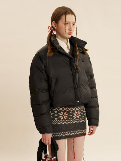 Thermal three-dimensional short down jacket