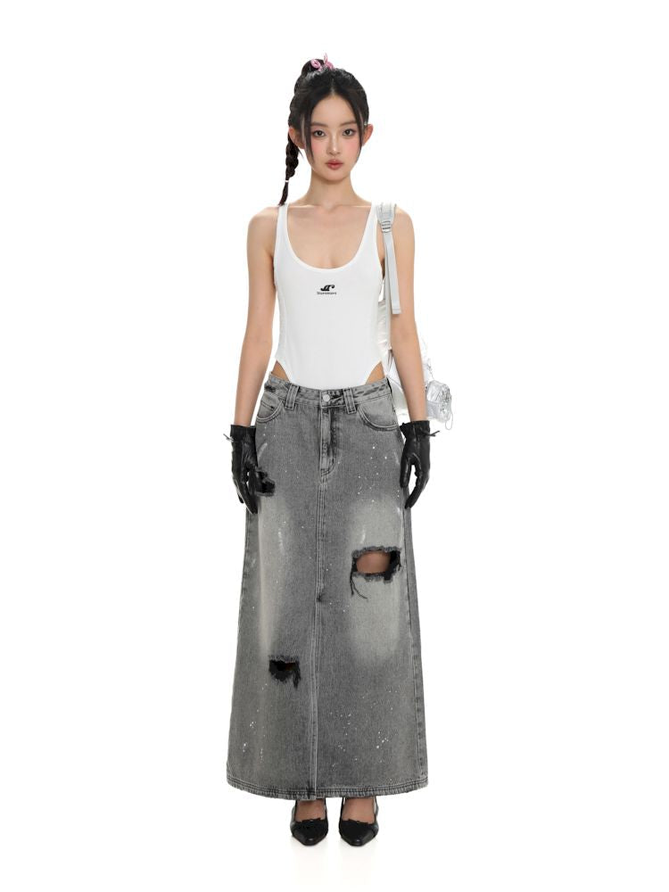 Multiple holes denim long skirt