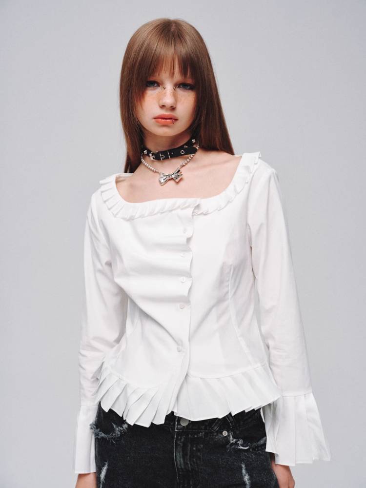 Pleated lace shirt