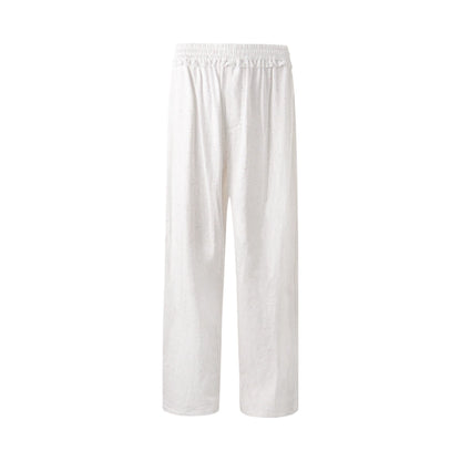 Set-Up aus Oberteil und Hose mit farbigen Punkten