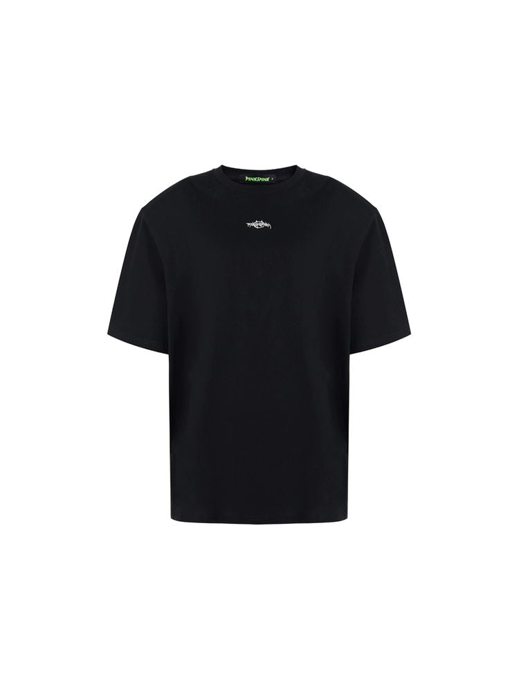 Loose black t-shirt