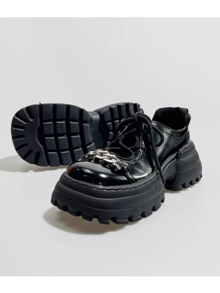 Chain platform shoes