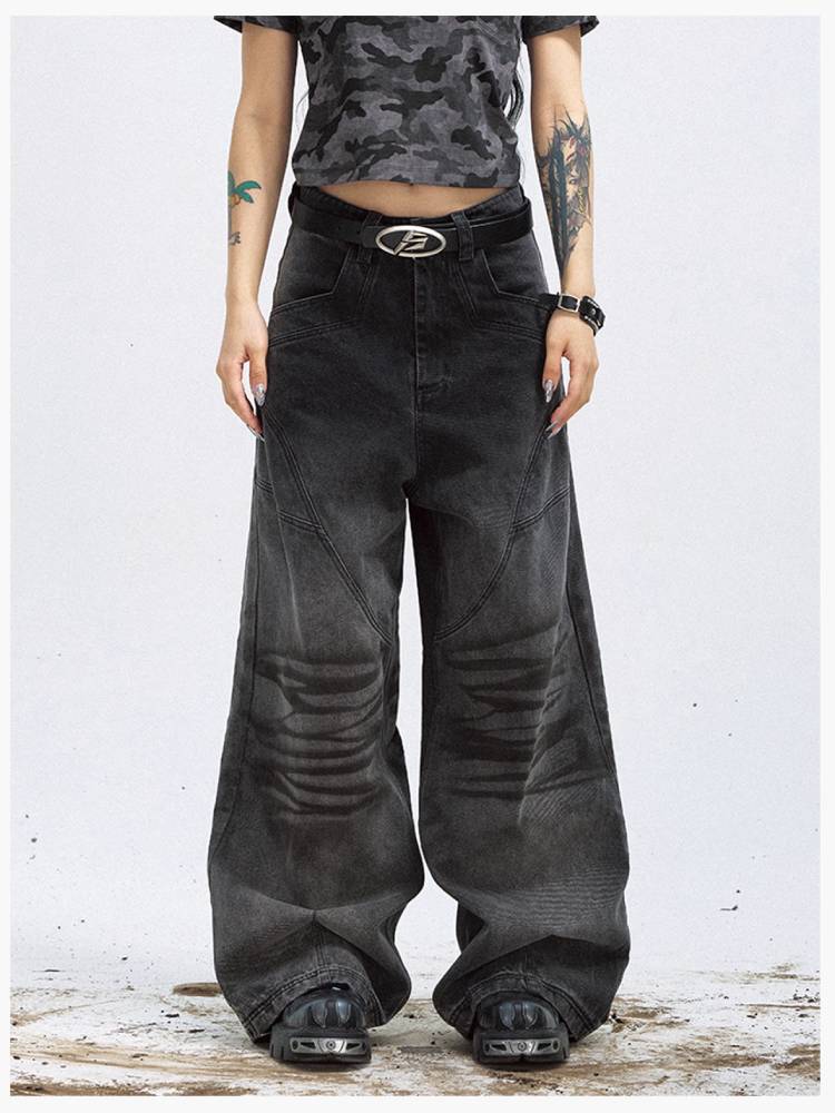 Washed distressed straight jeans