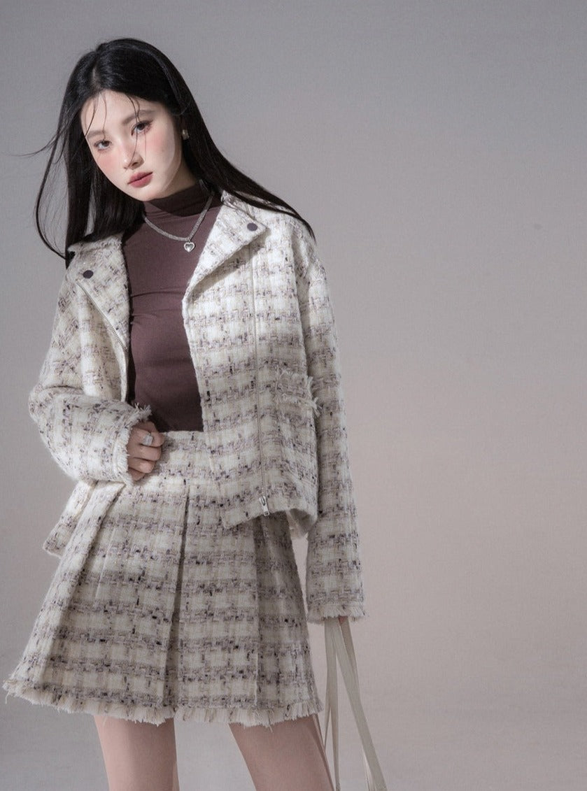 Small fragrant coat with skirt set